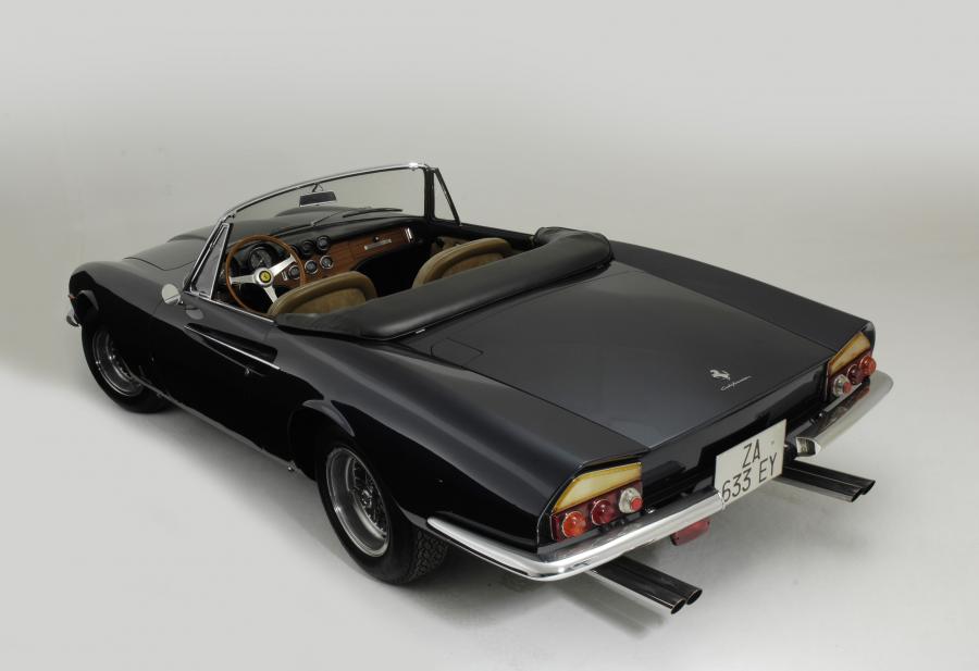  Ferrari 365 California 1966 года  (фото 7 из 30)